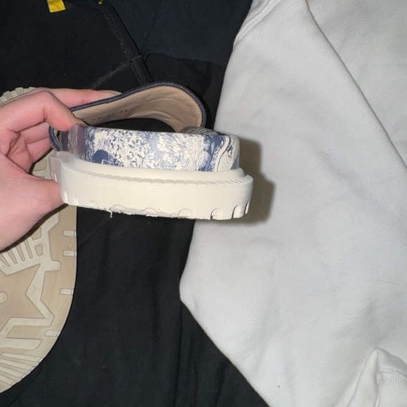 Dior woman DWay Slide 'Toile de Jouy Flowers Embroidered - Deep Blue - Picture 11 of 11